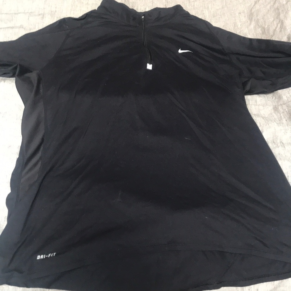 Men’s XL Dri-Fit qtr. zip workout shirt